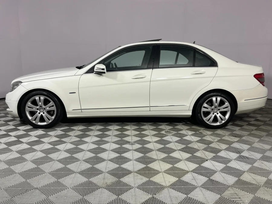 Used 2011 Mercedes-Benz C-Class C200CGI Avantgarde Touchshift - WeBuyCars Lansdowne