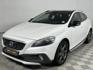 Used 2014 Volvo V40 T4 Excel