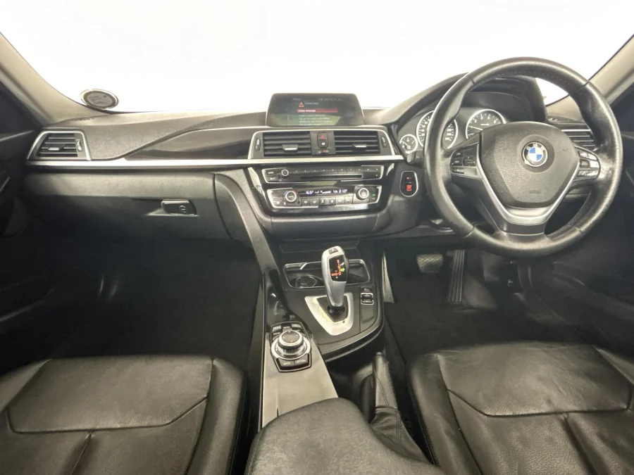 Used 2018 BMW 3 Series 320i sports-auto - WeBuyCars Lansdowne