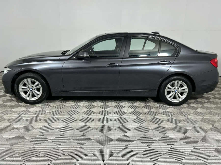 Used 2018 BMW 3 Series 320i sports-auto - WeBuyCars Lansdowne