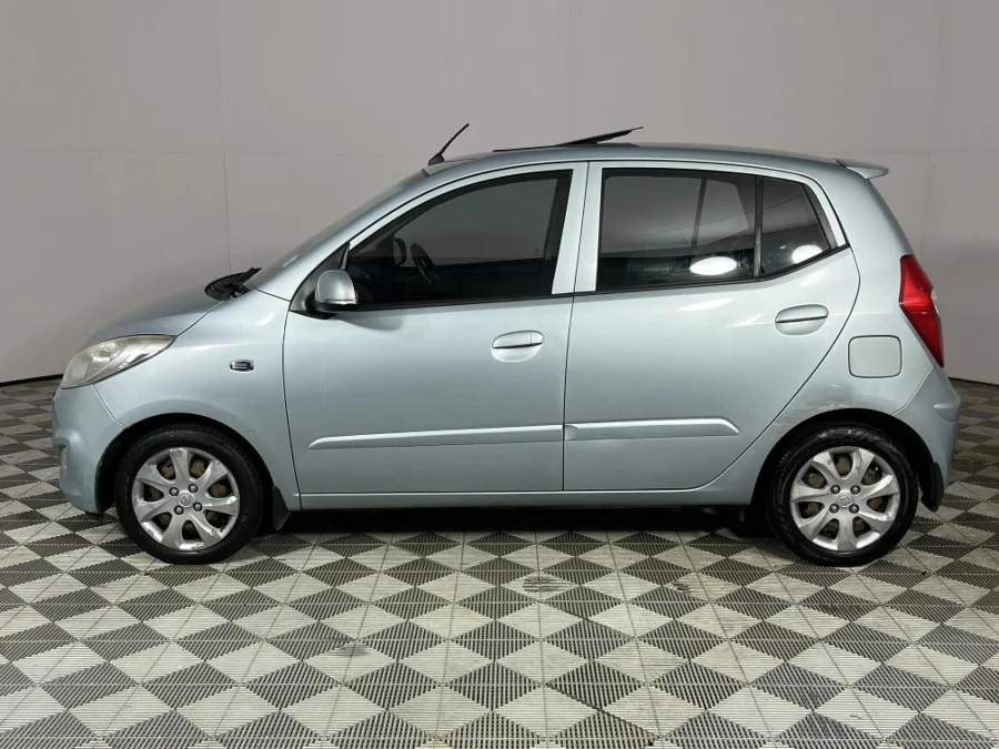 Used 2013 Hyundai i10 1.25 Fluid - WeBuyCars Lansdowne