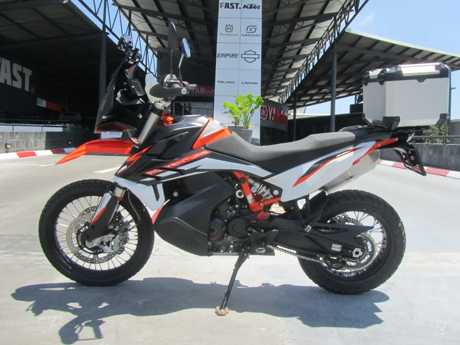 KTM 890 ADVENTURE R - FAST KTM
