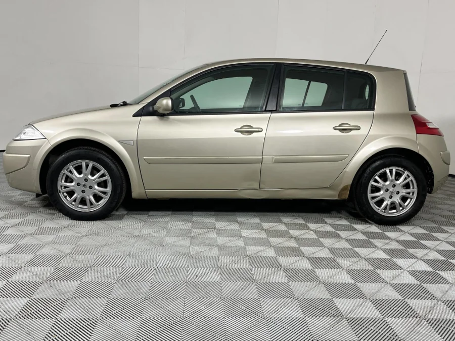 Used 2009 Renault Megane Mégane 1.6 5-door Shake It! - WeBuyCars Pietermaritzburg