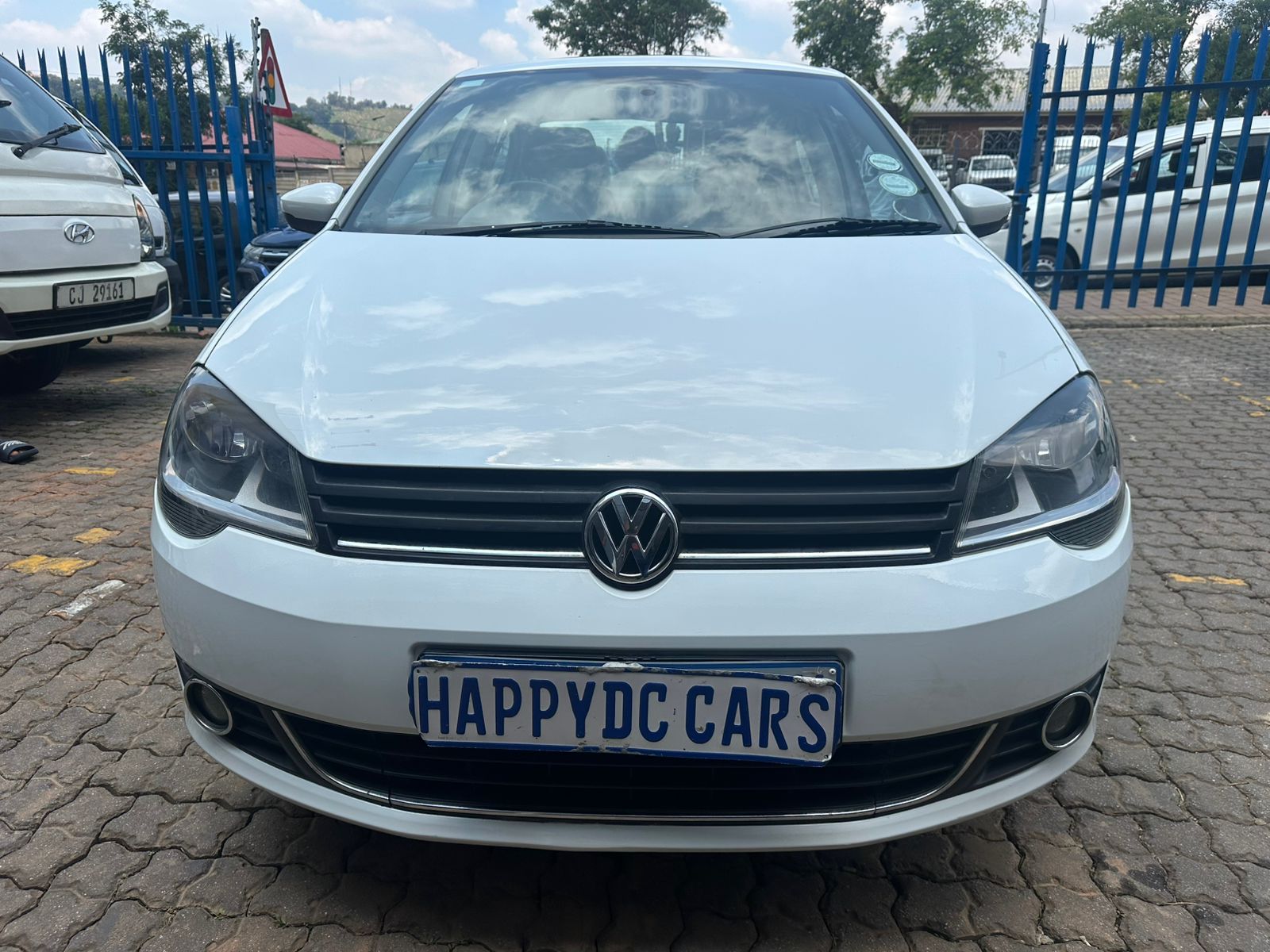 Used 2019 Volkswagen Polo Vivo 5-door 1.6 Trendline