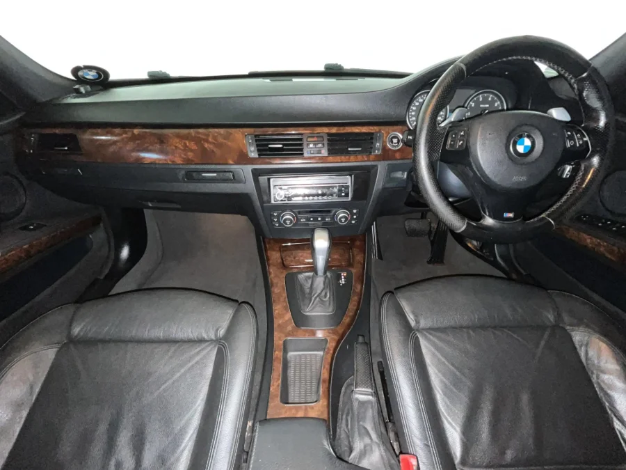 Used 2009 BMW 3 Series 323i auto - WeBuyCars Durban Used 2009 BMW 3 Series 323i auto - WeBuyCars Durban