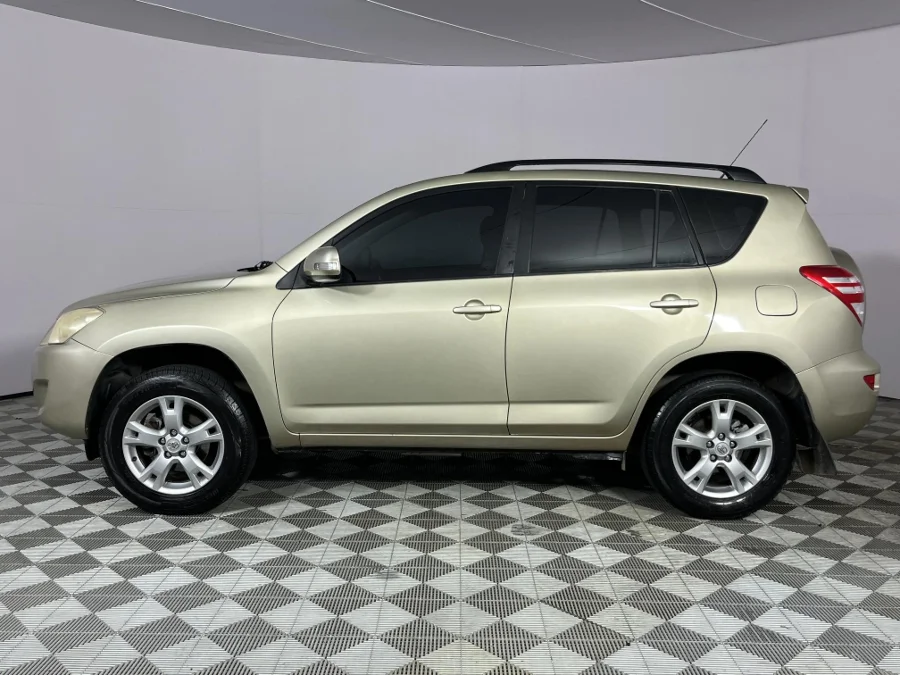 Used 2010 Toyota RAV4 2.0 Fierce - WeBuyCars Lansdowne