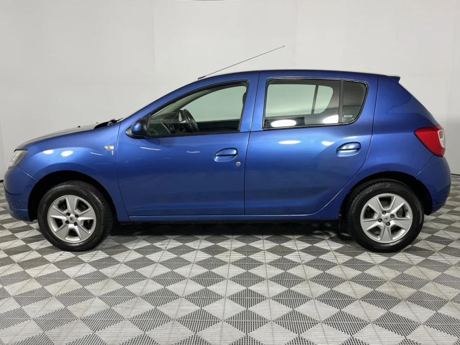 Used 2015 Renault Sandero 66kW turbo Dynamique - WeBuyCars Lansdowne Used 2015 Renault Sandero 66kW turbo Dynamique - WeBuyCars Lansdowne