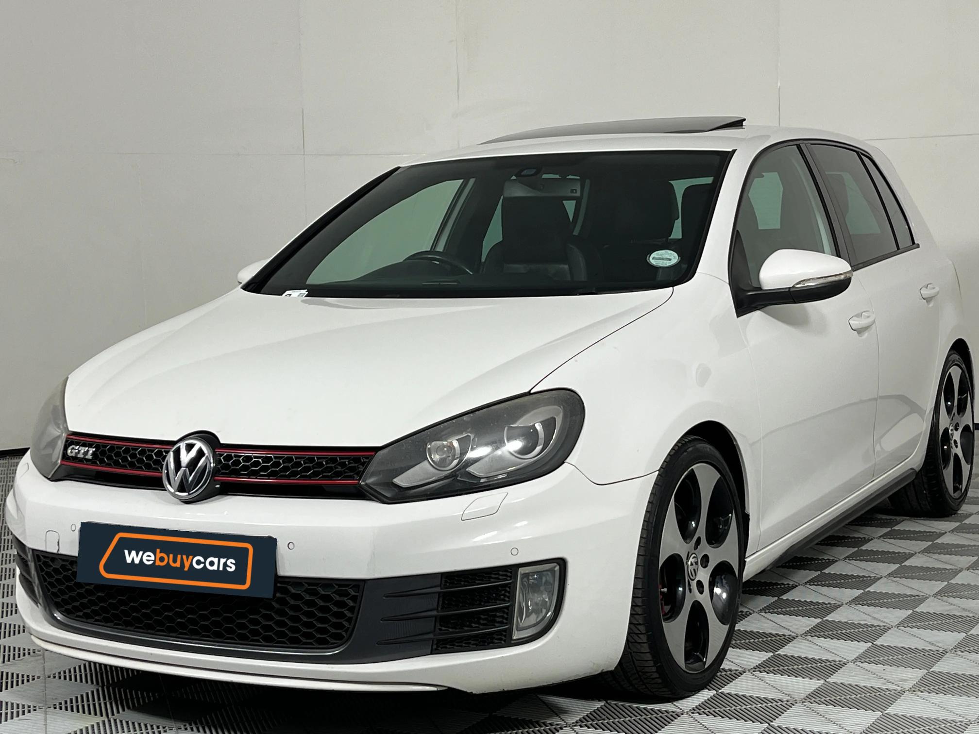 Used 2011 Volkswagen Golf GTI auto