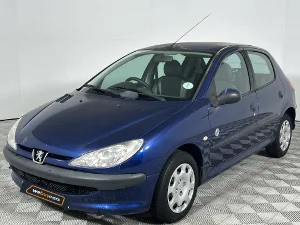 Used 2006 Peugeot 206 1.4 5-door PopArt Used 2006 Peugeot 206 1.4 5-door PopArt