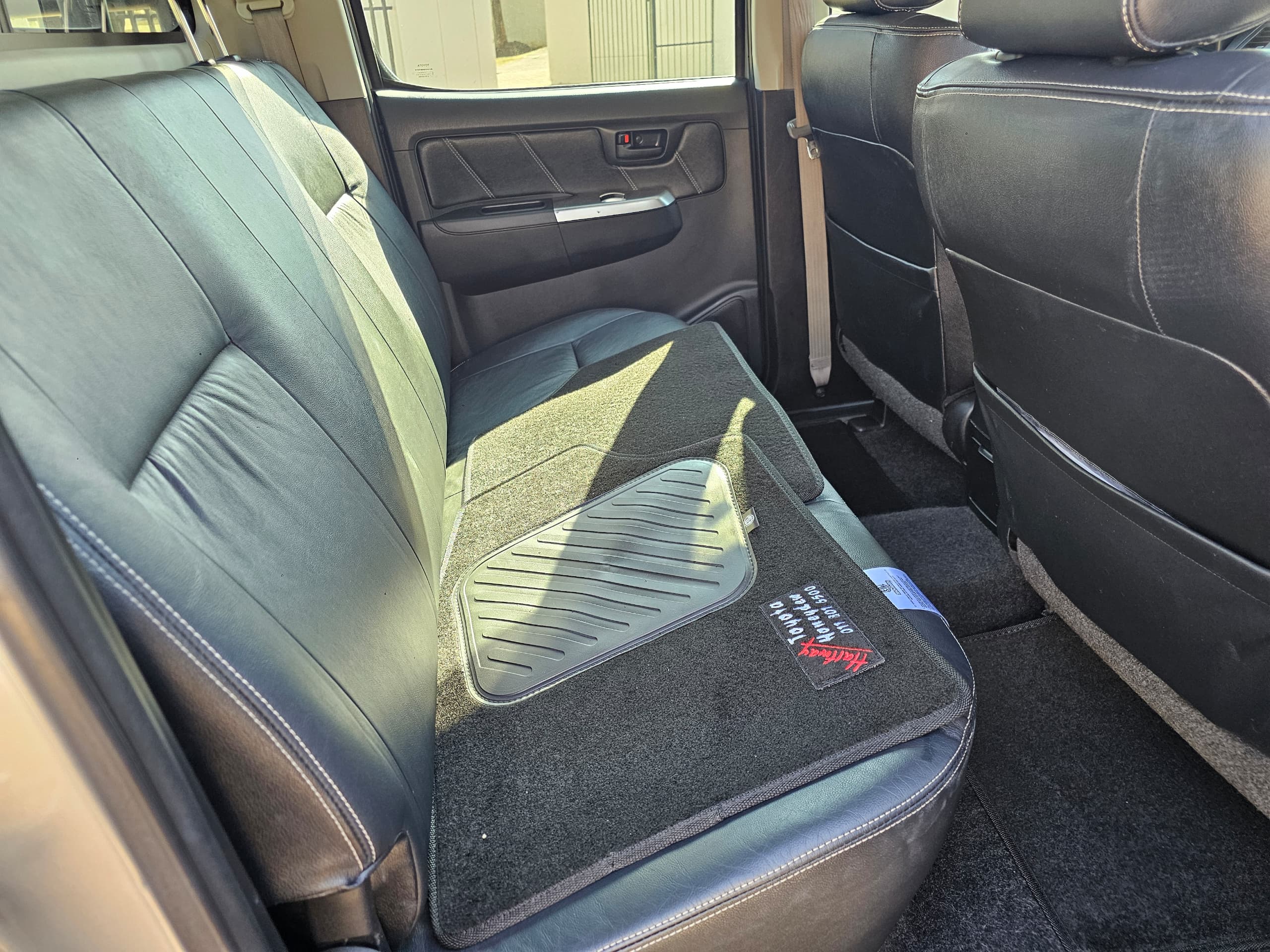 Used 2013 Toyota Hilux 3.0D-4D double cab 4x4 Raider auto