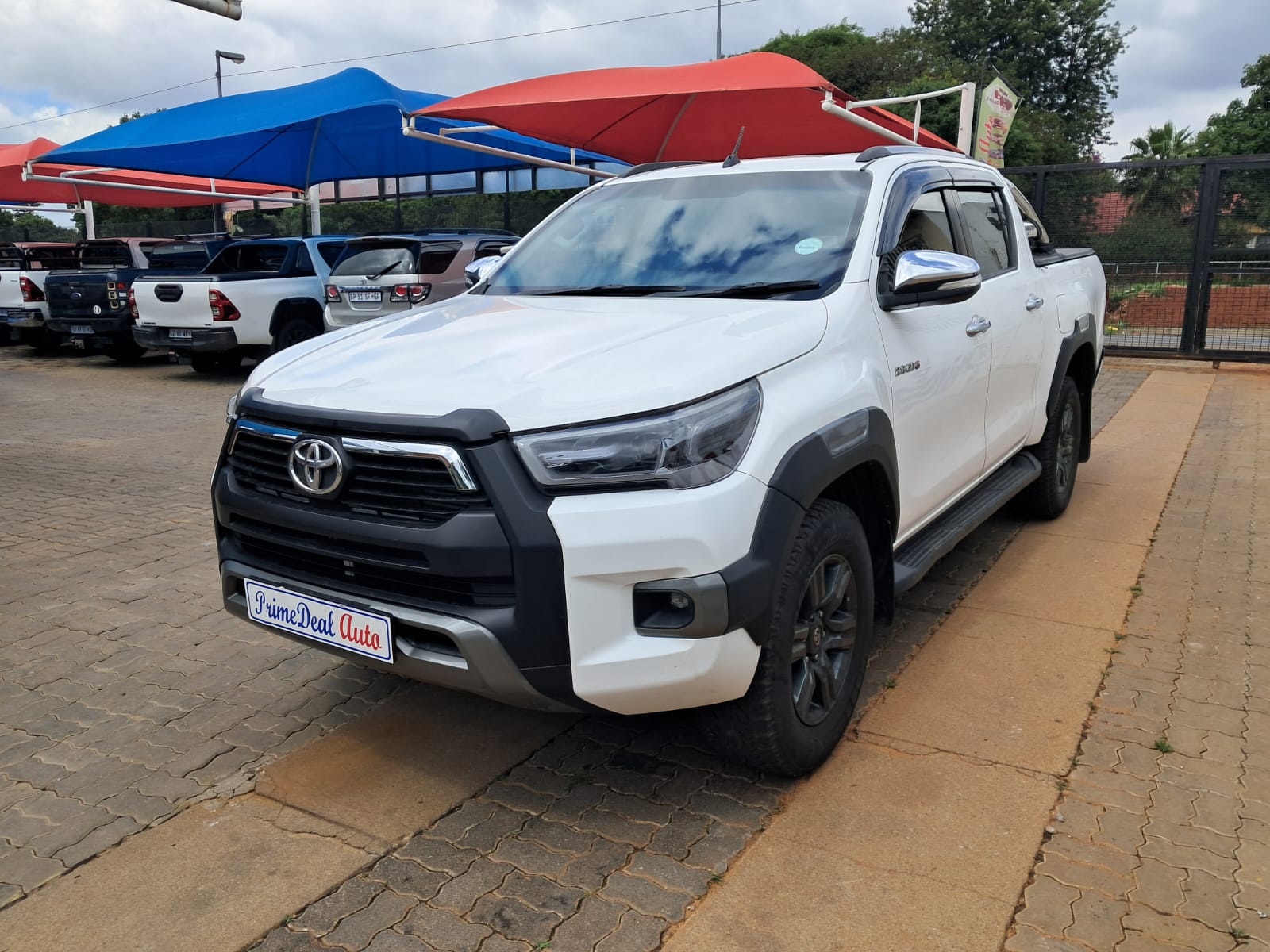 Used 2016 Toyota Hilux 2.8GD-6 double cab 4x4 Raider Dakar auto