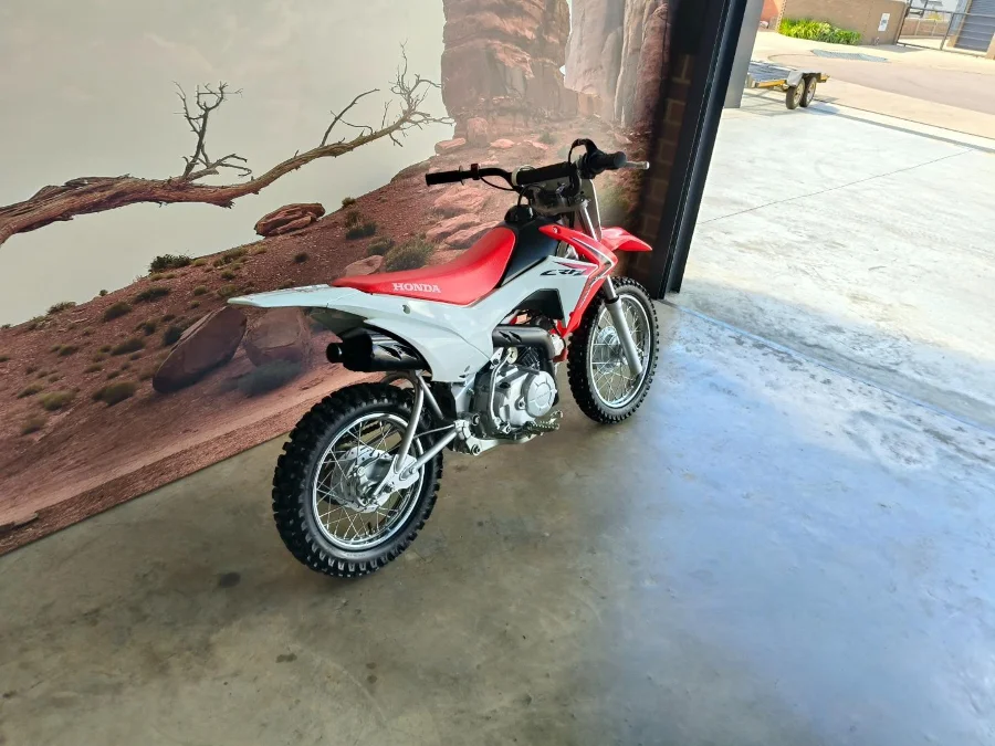 Used 2014 Yamaha CRF 110 Semi automatic - The Diff And Chain