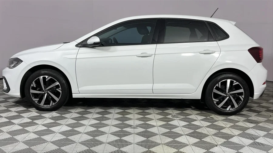 Used 2023 Volkswagen Polo hatch 1.0TSI Life manual - WeBuyCars George