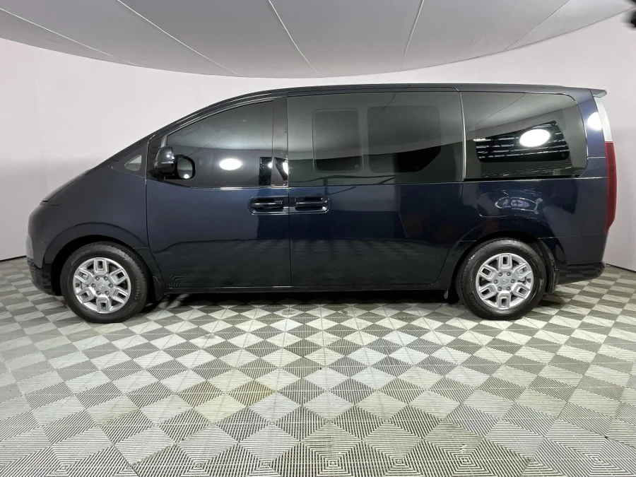 Used 2022 Hyundai Staria 2.2D Executive 11-seater - WeBuyCars Brackenfell Cape Town