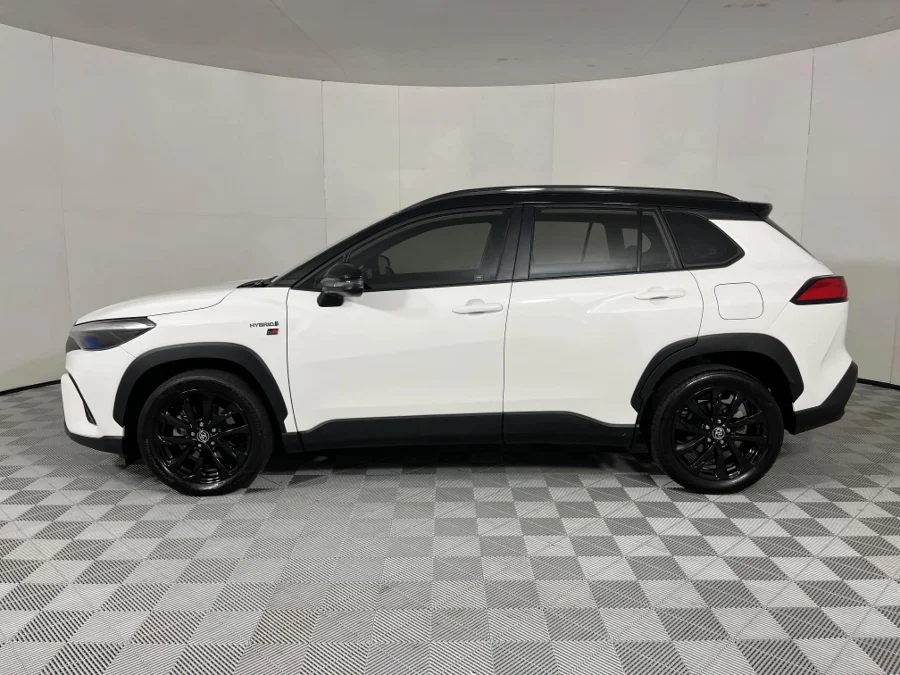 Used 2023 Toyota Corolla Cross 1.8 Hybrid GR-Sport - WeBuyCars Gqeberha