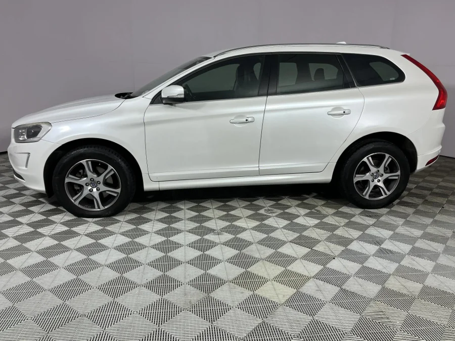 Used 2013 Volvo XC60 D4 Essential auto - WeBuyCars Brackenfell Cape Town