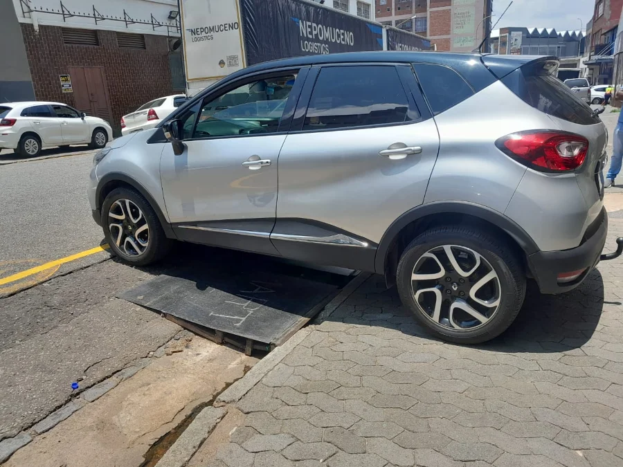 Used 2019 Renault Captur 1.3 Turbo Zen - Carmart Auto Dealer Used 2019 Renault Captur 1.3 Turbo Zen - Carmart Auto Dealer