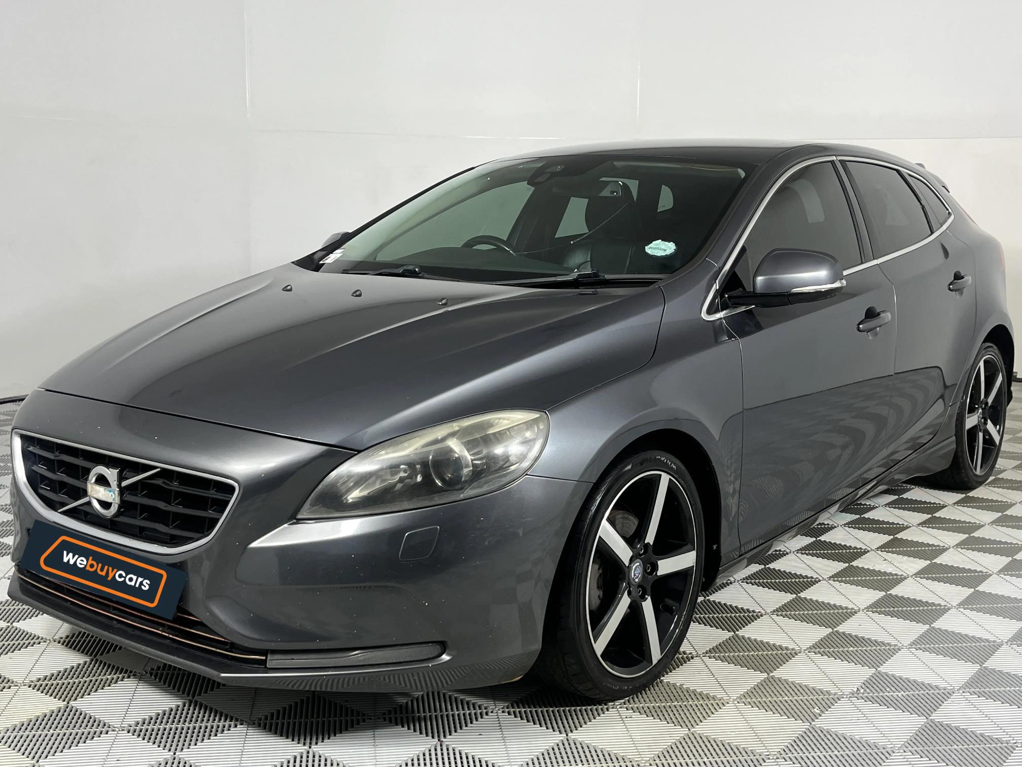 Used 2013 Volvo V40 D2 Excel