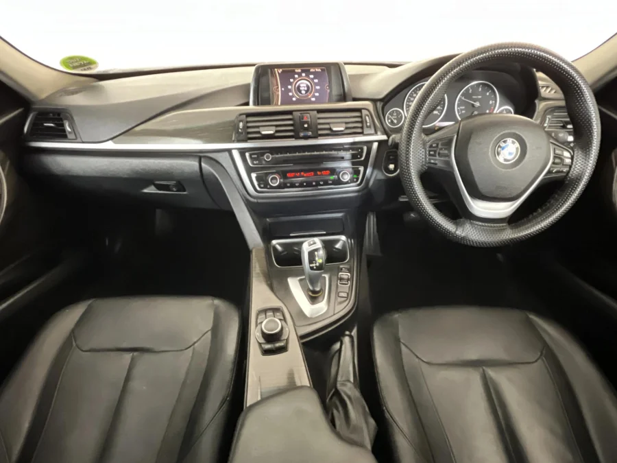 Used 2013 BMW 3 Series 320d Luxury sports-auto - WeBuyCars JHB South Used 2013 BMW 3 Series 320d Luxury sports-auto - WeBuyCars JHB South