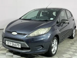 Used 2010 Ford Fiesta sedan 1.4 Ambiente