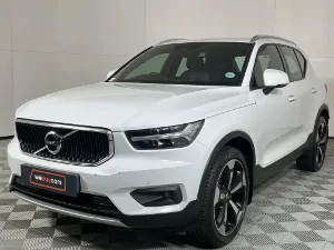 Used 2018 Volvo XC40 D4 AWD Momentum