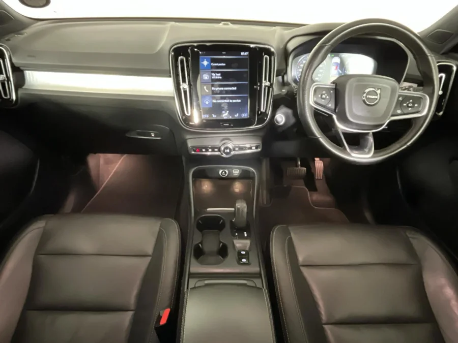 Used 2018 Volvo XC40 D4 AWD Momentum - WeBuyCars JHB South Used 2018 Volvo XC40 D4 AWD Momentum - WeBuyCars JHB South