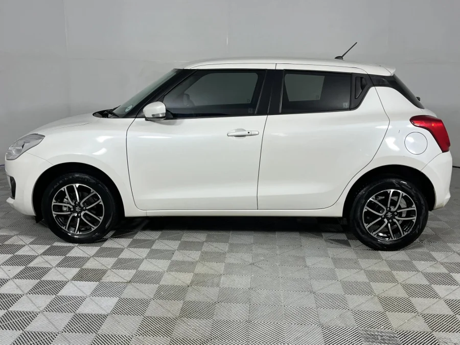 Used 2021 Suzuki Swift 1.2 GLX manual - WeBuyCars Silverlakes Used 2021 Suzuki Swift 1.2 GLX manual - WeBuyCars Silverlakes