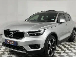 Used 2018 Volvo XC40 T5 AWD Momentum