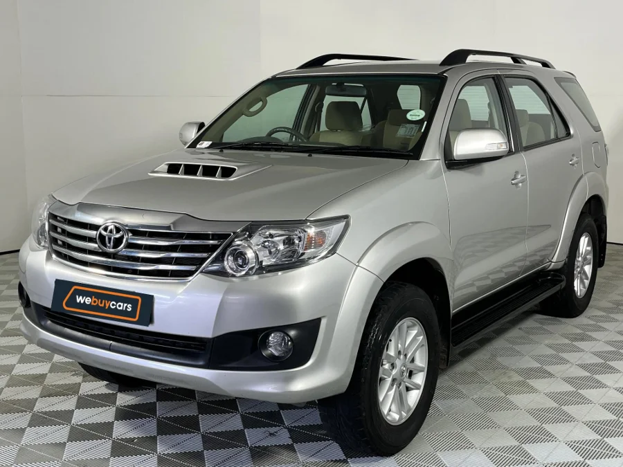 Used 2012 Toyota Fortuner 2.5D-4D - WeBuyCars Montana Used 2012 Toyota Fortuner 2.5D-4D - WeBuyCars Montana