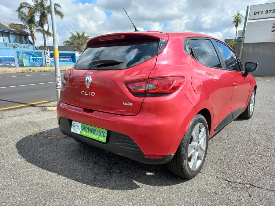 Used 2014 Renault Clio 66kW turbo Dynamique - Skyview Autos