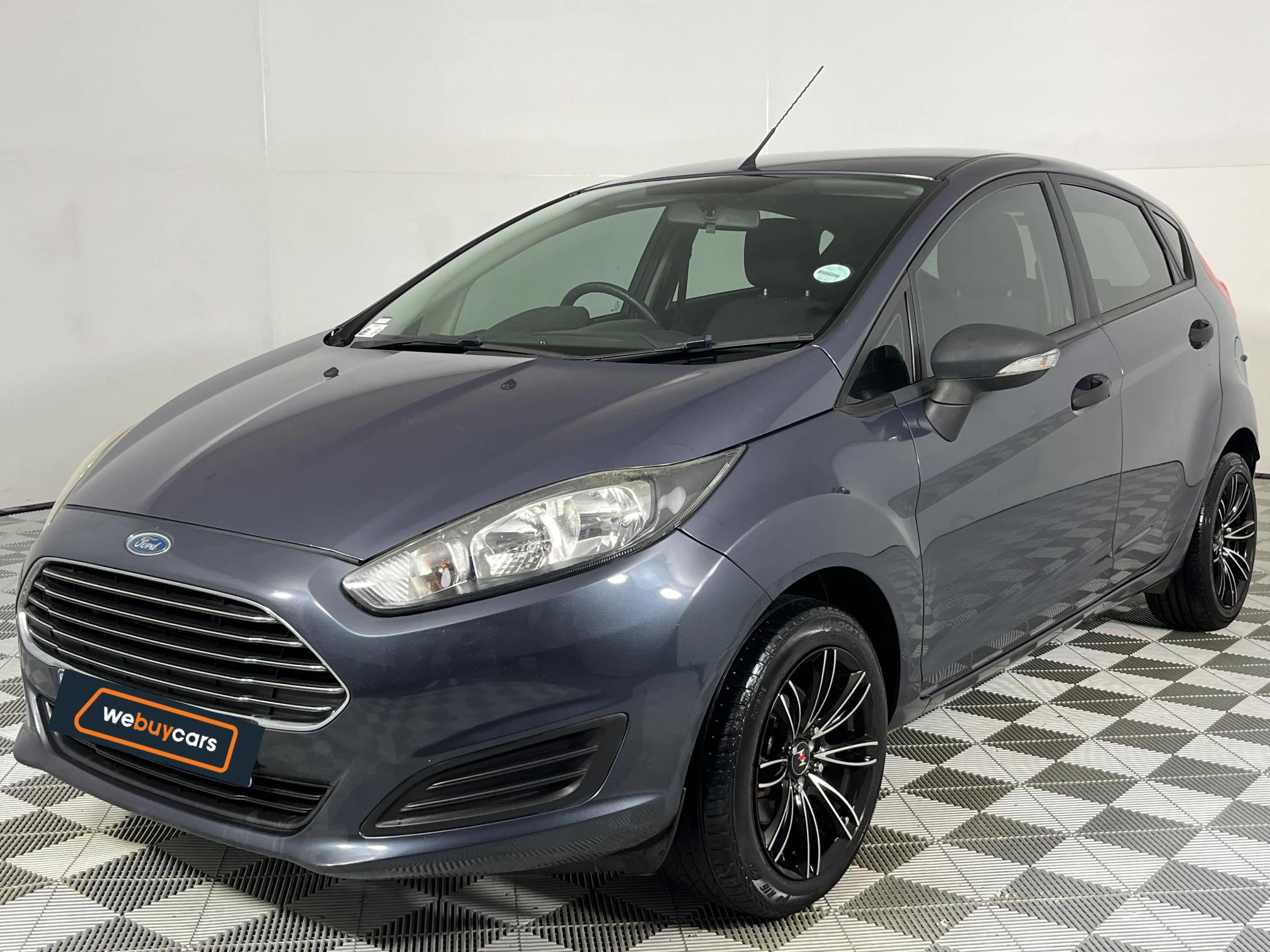 Used 2015 Ford Fiesta 5-door 1.4 Ambiente