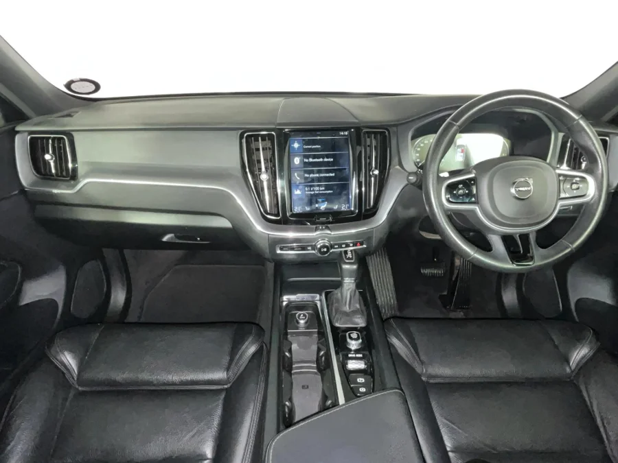 Used 2018 Volvo XC60 D5 AWD Momentum - WeBuyCars Durban