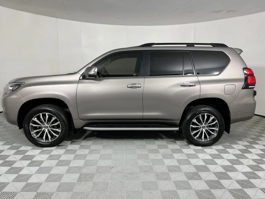 Used 2023 Toyota Land Cruiser Prado 2.8GD VX-L - WeBuyCars Gqeberha