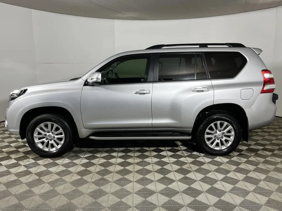 Used 2016 Toyota Land Cruiser Prado 4.0 VX - WeBuyCars Germiston