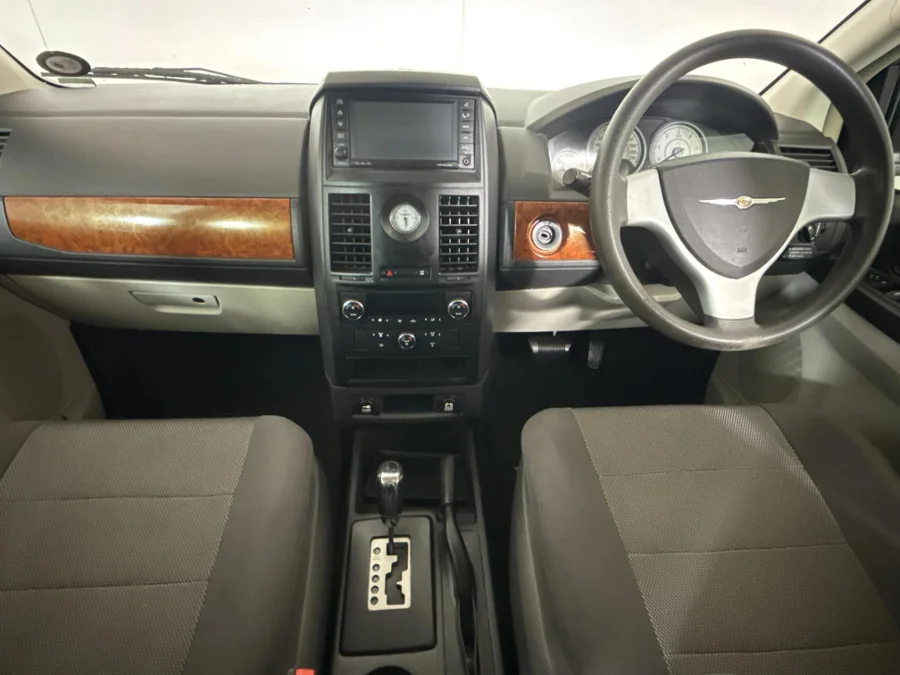 Used 2009 Chrysler Grand Voyager 2.8CRD LX - WeBuyCars Midstream