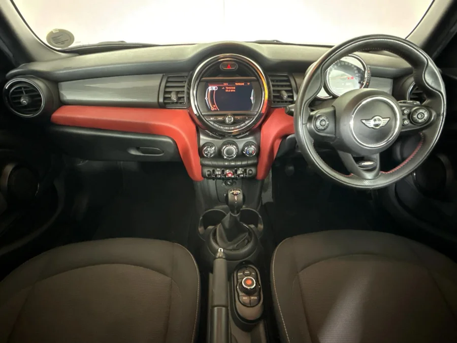 Used 2018 MINI Hatch Cooper Hatch 5-door Seven 7 - WeBuyCars The Dome