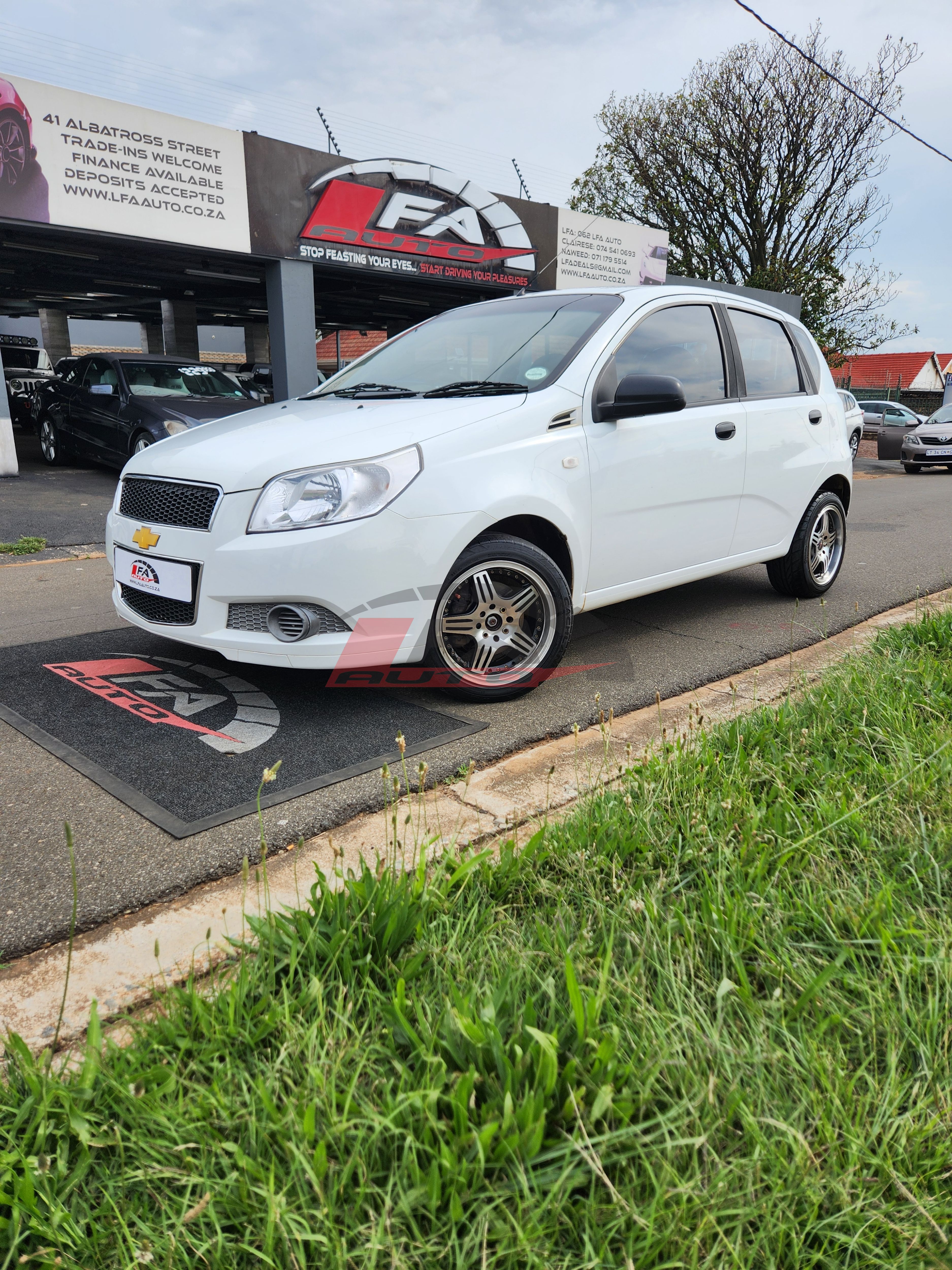 Used 2011 Chevrolet Aveo hatch 1.6 L