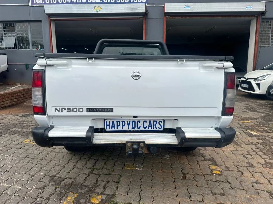 Used 2020 Nissan NP300 Hardbody 2.5TDi - Happy DC Motors