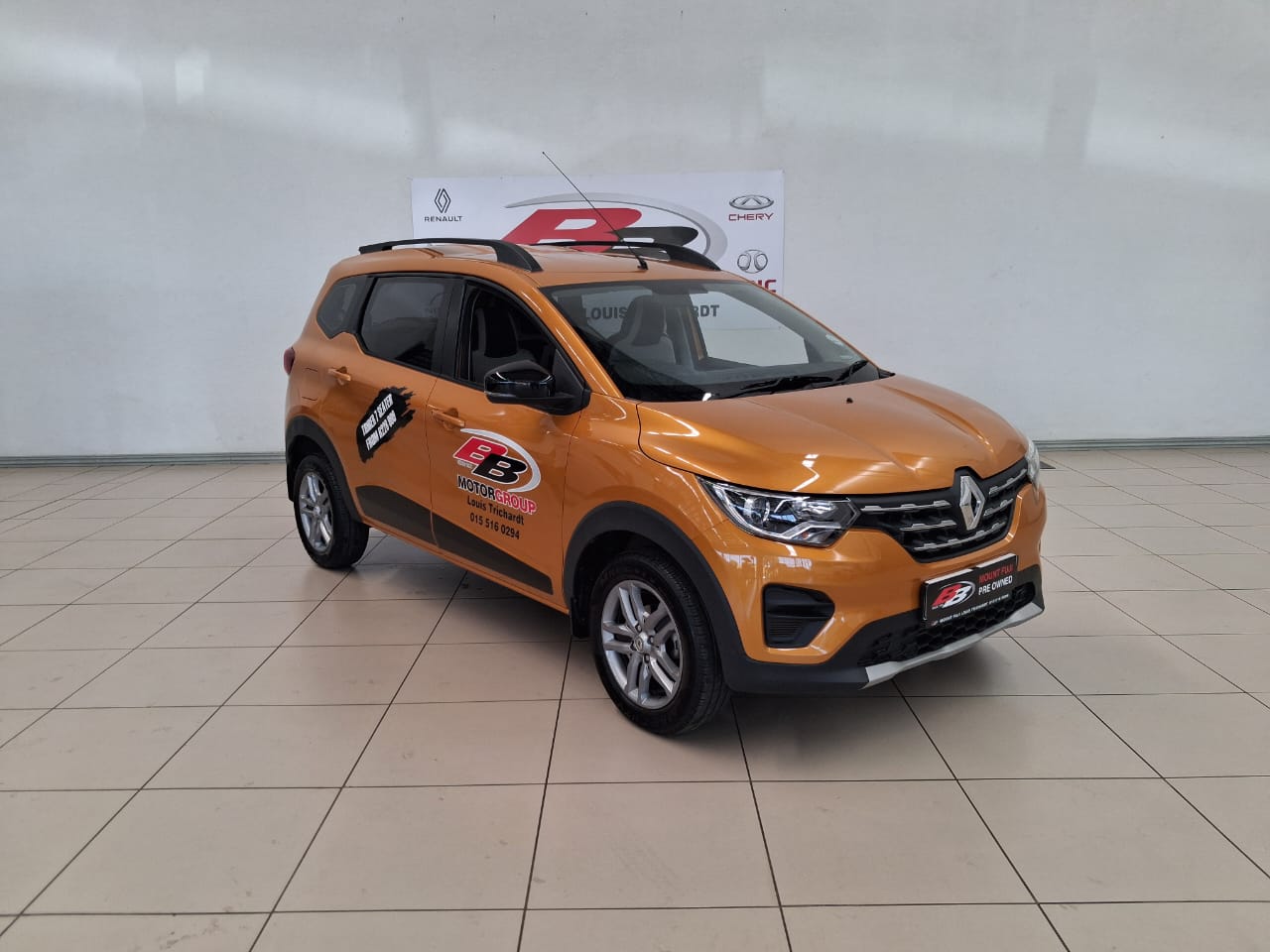 Demo 2025 Renault Triber 1.0 Prestige auto