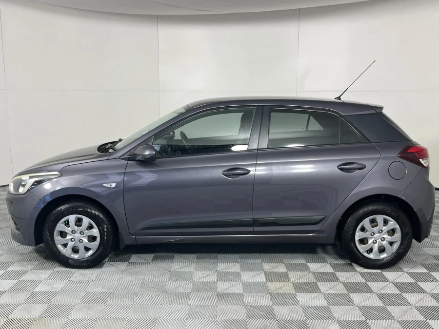 Used 2017 Hyundai i20 1.2 Motion - WeBuyCars Mbombela