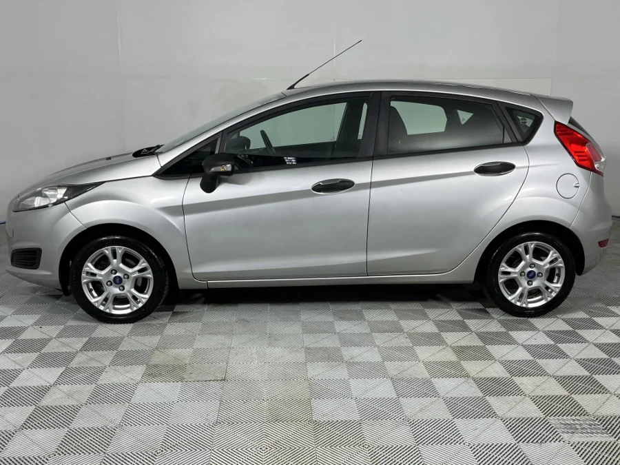 Used 2014 Ford Fiesta 5-door 1.4 Ambiente - WeBuyCars Midstream Used 2014 Ford Fiesta 5-door 1.4 Ambiente - WeBuyCars Midstream