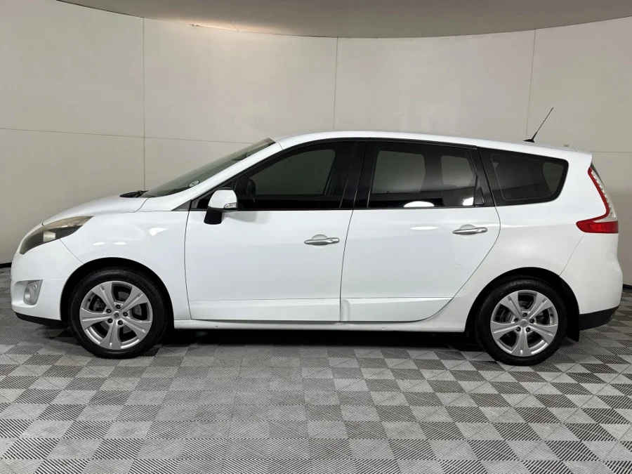 Used 2011 Renault Scenic 1.9dCi Dynamique - WeBuyCars Midstream