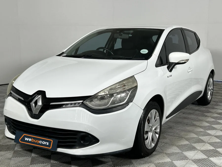 Used 2016 Renault Clio 66kW turbo Expression - WeBuyCars Richmond Used 2016 Renault Clio 66kW turbo Expression - WeBuyCars Richmond