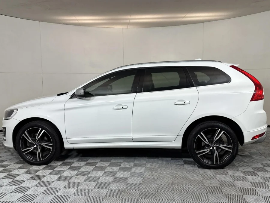 Used 2018 Volvo XC60 D4 R-Design - WeBuyCars Midstream