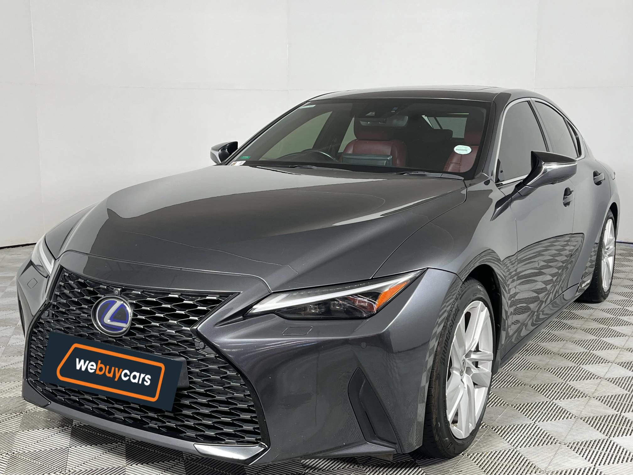 Used 2021 Lexus IS 300h SE
