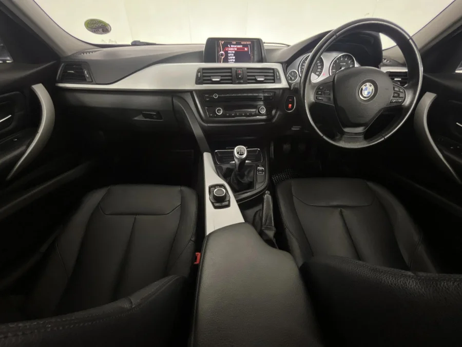 Used 2012 BMW 3 Series 320i - WeBuyCars Gqeberha Used 2012 BMW 3 Series 320i - WeBuyCars Gqeberha