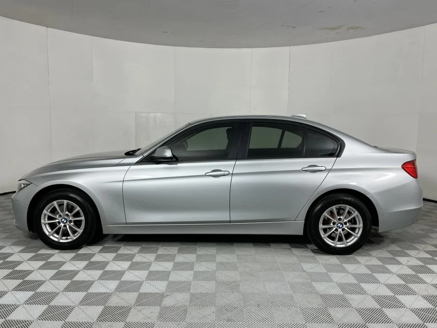 Used 2012 BMW 3 Series 320i - WeBuyCars Gqeberha Used 2012 BMW 3 Series 320i - WeBuyCars Gqeberha