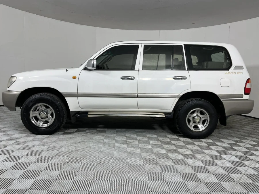 Used 2006 Toyota Land Cruiser 100 4.5 GX - WeBuyCars Pietermaritzburg