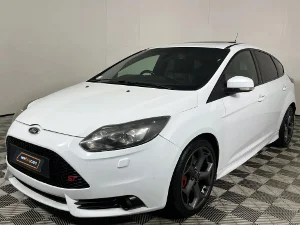 Used 2015 Ford Focus ST 3