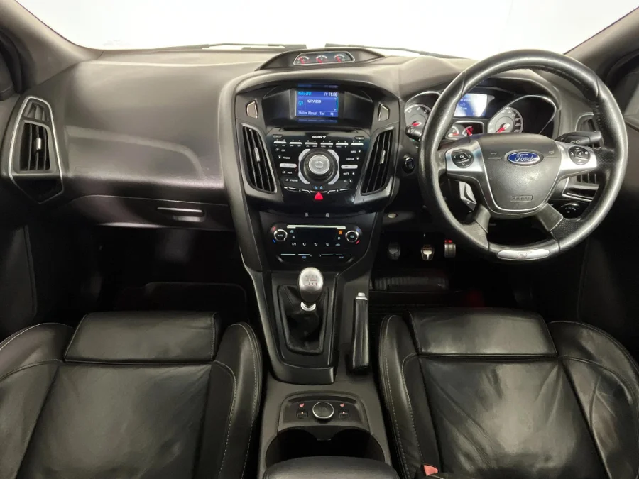 Used 2015 Ford Focus ST 3 - WeBuyCars The Dome